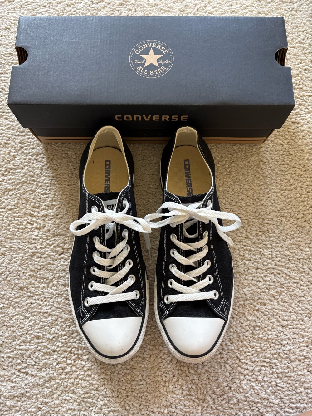 Converse low top black sneakers
